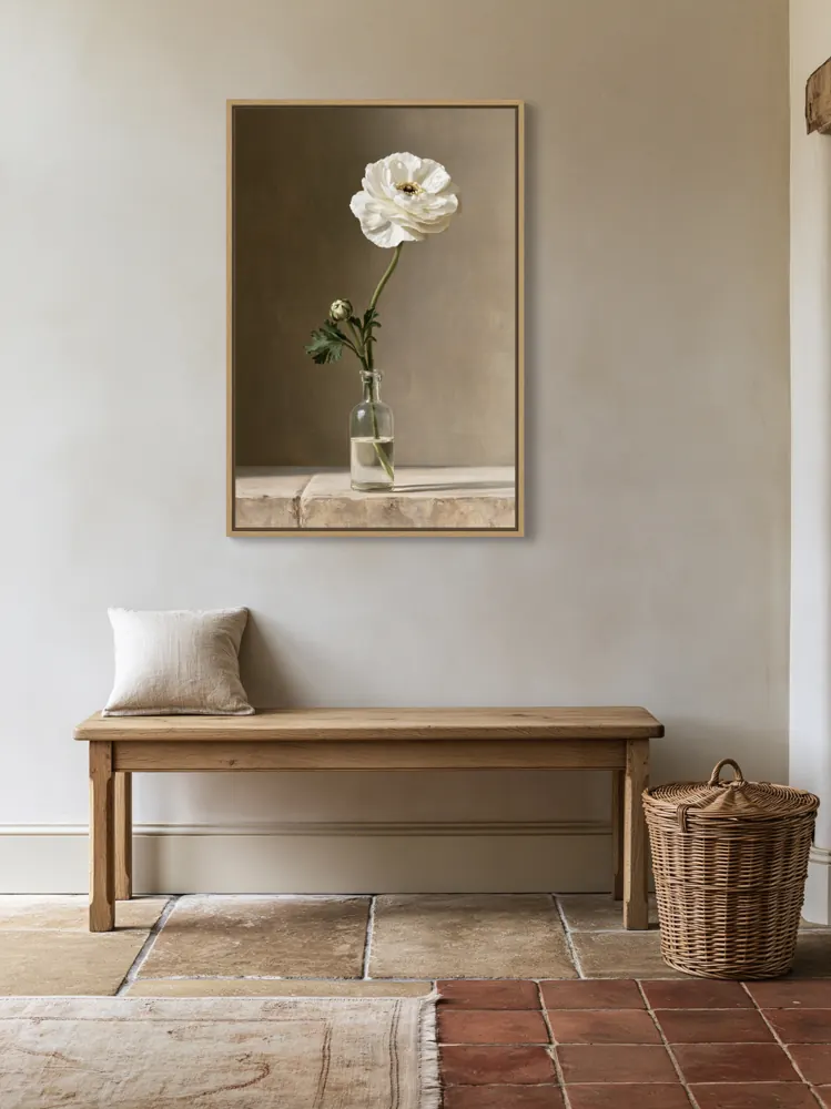Clay entry hall, solid oak bench