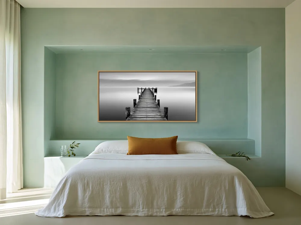 Lime-plaster niche bed